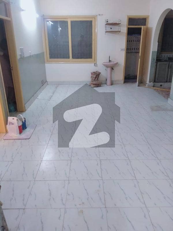 210 Square Yards Upper Portion For rent In Gulshan-e-Iqbal Town