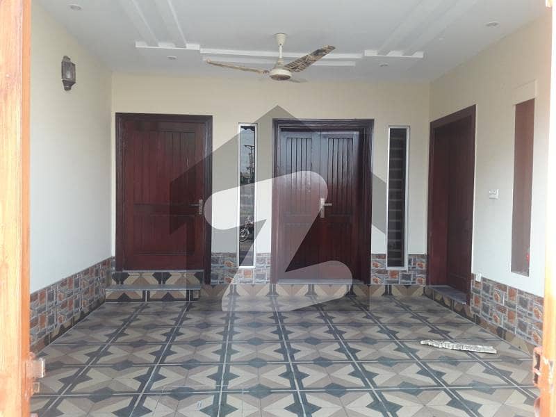 16 Marla House Available For Rent In Valencia Town Lahore