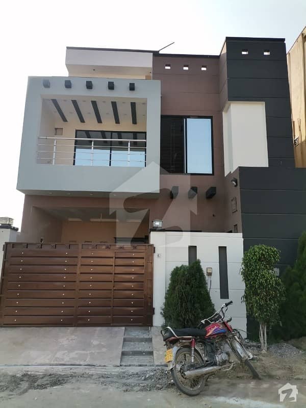 1125 Square Feet House For Sale In Rs. 15,500,000 Only