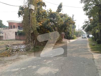 2 Kanal Top Location Plot No- 96 Block D Dha Phase 1 For Sale