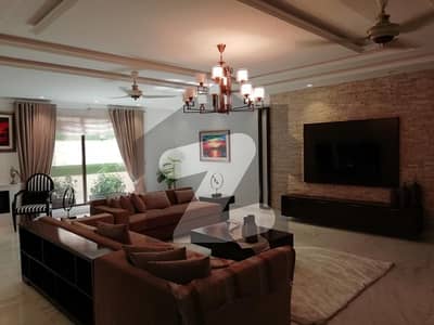 1Kanal Modern Design Luxury Bungalow For Sale On Top Location Phase 4 Lahore Features