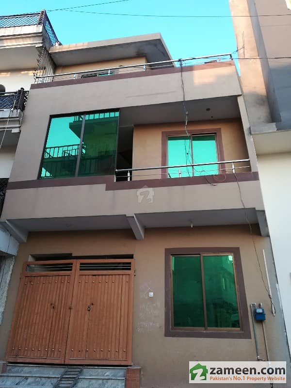 2 Portion House For Sale In Islamabad Size 20 X37