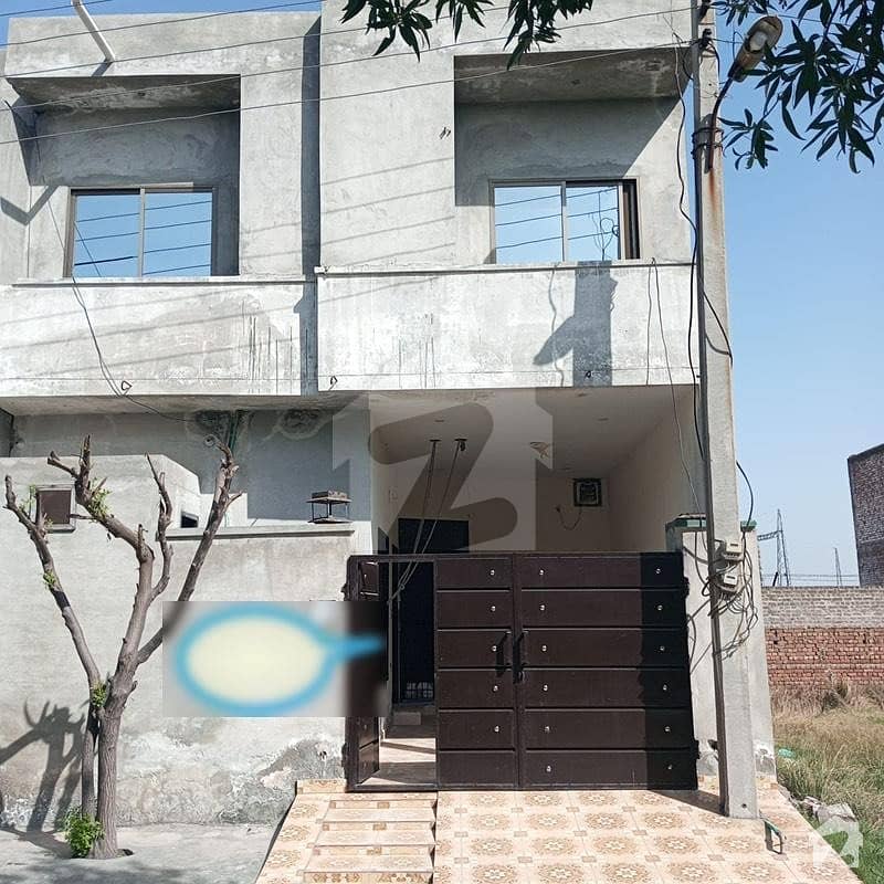 چنار باغ لاہور میں 4 کمروں کا 5 مرلہ مکان 65 لاکھ میں برائے فروخت۔