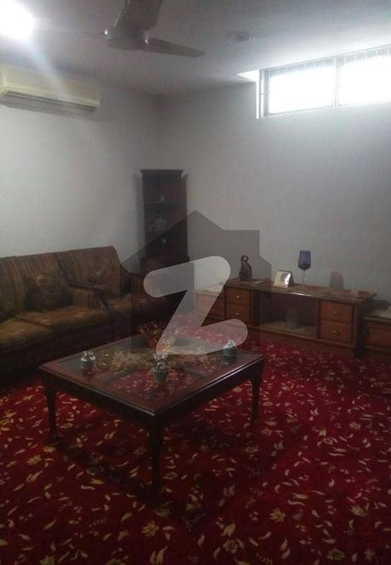 12 Marla House's 1 Bedroom Attach Bath Tv Lounge Kitchen Separate Entrance Available For Rent In Phase 1