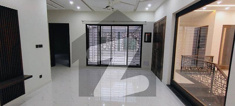 Brand New 1 Kanal Upper Portion Available For Rent