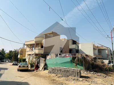 Corner 340 Sq Yard Plot For Sale In Block-14 Gulistan-e-jauhar