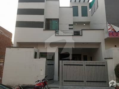 ایکسپو ایونیو سوسائٹی لاہور میں 3 کمروں کا 5 مرلہ مکان 1.3 کروڑ میں برائے فروخت۔