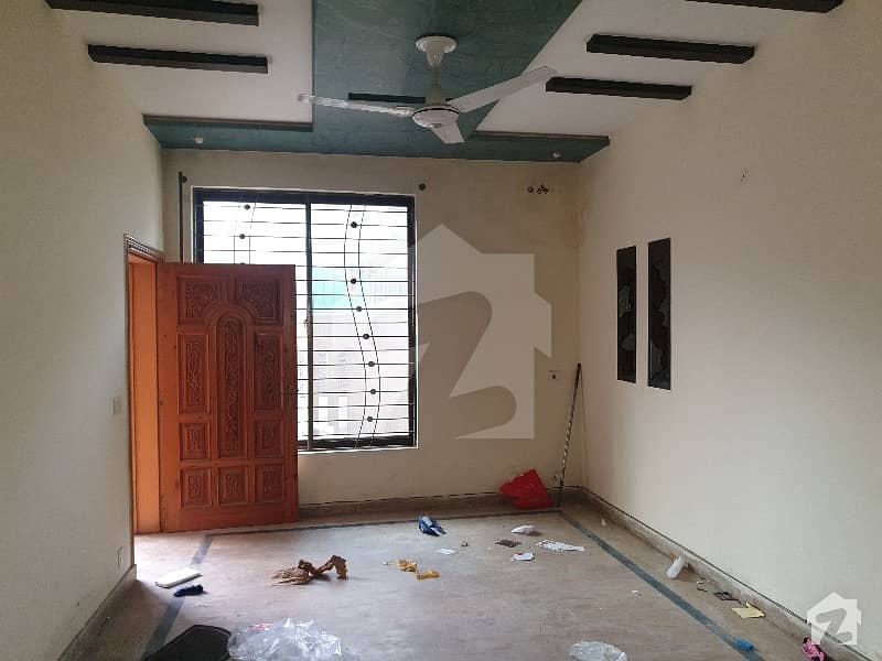 8 Marla Lower Portion Rent Near To Emporium Mall