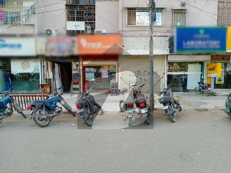 Main Road Facing Huge Shop Available For Rent In Gulistan E Jauhar Block 15 Karachi