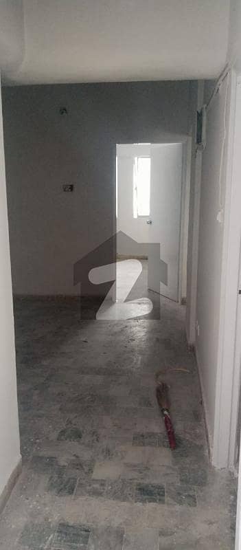 5th Floor Flat With Lift In Iqra Complex