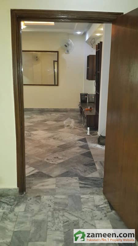1bed Beautiful Flat Is Available For Rent In Peco Road Model Town Lahore