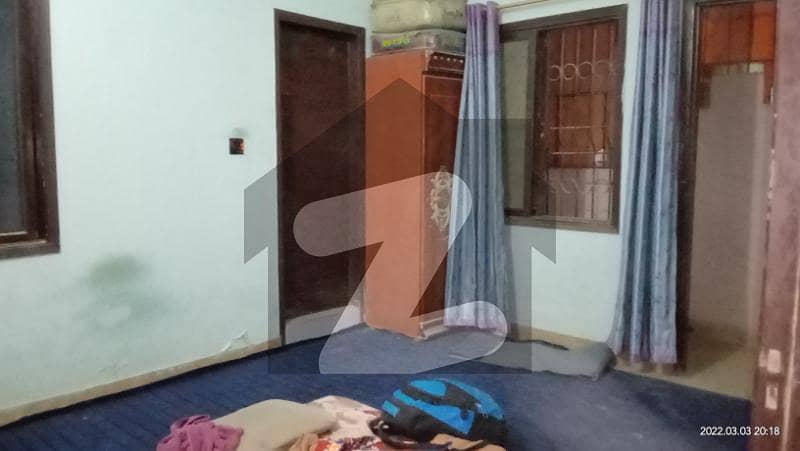 1080 Square Feet Room Is Available In Gulshan-E-Iqbal - Block 11
