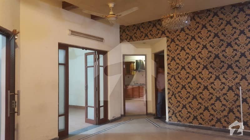 پنجاب کوآپریٹو ہاؤسنگ سوسائٹی لاہور میں 3 کمروں کا 7 مرلہ مکان 1.95 کروڑ میں برائے فروخت۔