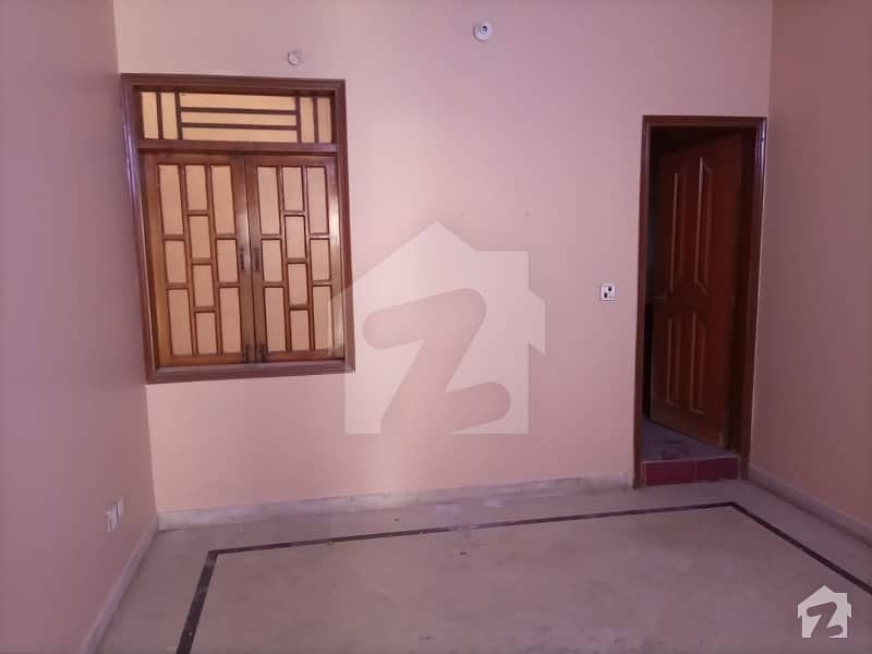 120 Yard 2 Bed Drawing Lounge Good Condition Near Kashif Bakery House Rent