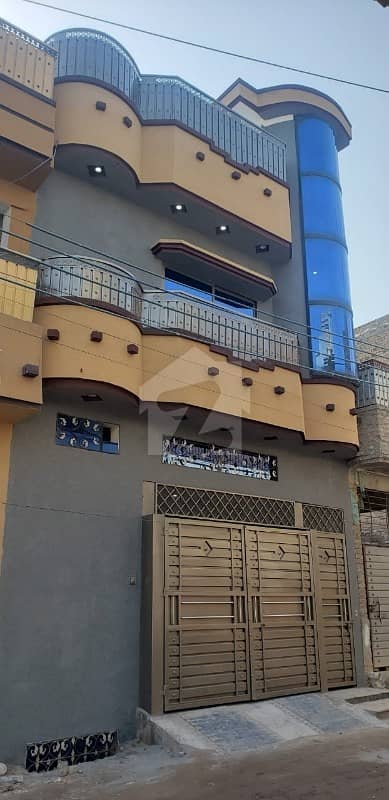 الحرم ماڈل ٹاؤن پشاور میں 6 کمروں کا 3 مرلہ مکان 1.2 کروڑ میں برائے فروخت۔