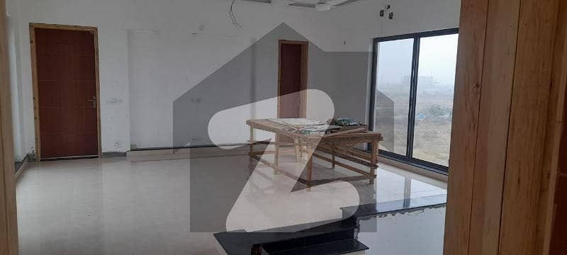 ڈی ایچ اے فیز 7 ڈیفنس (ڈی ایچ اے) لاہور میں 3 کمروں کا 1 کنال بالائی پورشن 80 ہزار میں کرایہ پر دستیاب ہے۔