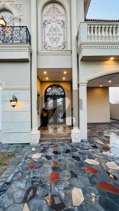 17 Marla Luxurious House For Sale Lahore Cantt