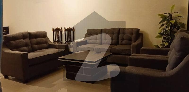 گلستان کالونی نمبر 2 فیصل آباد میں 5 کمروں کا 8 مرلہ مکان 70 ہزار میں کرایہ پر دستیاب ہے۔
