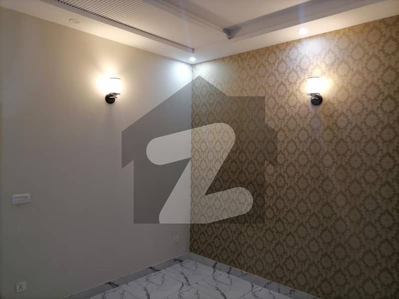 واپڈا ٹاؤن لاہور میں 3 کمروں کا 4 مرلہ مکان 70 لاکھ میں برائے فروخت۔