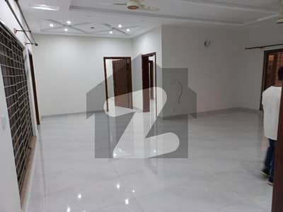 Kanal 3bed Superb Lower Portion In Nfc Society Near Wapda Town