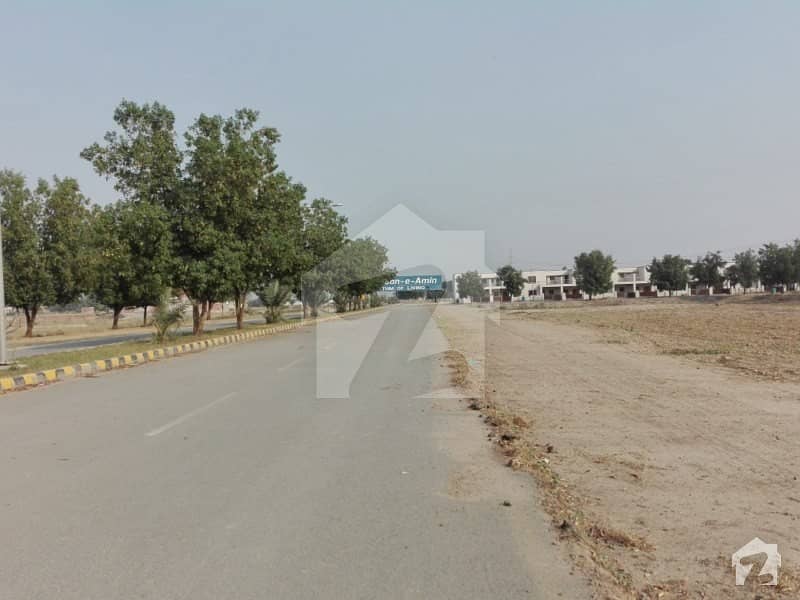 Spaciously Planned 5 Marla Residential Plot In Khayaban-e-Amin Available