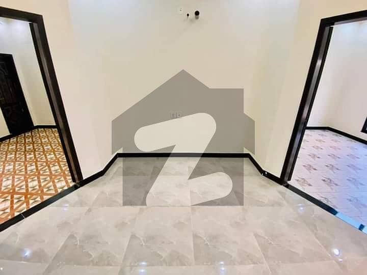 Flat Spread Over 4 Marla In Gulbahar Park Available Flat Spread Over 4 Marla In Gulbahar Park Available