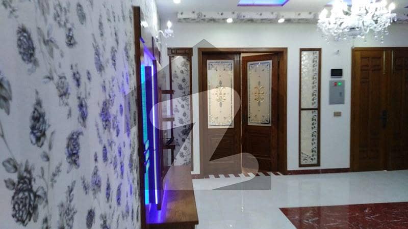 1 Kanal House In EME Society Is Available