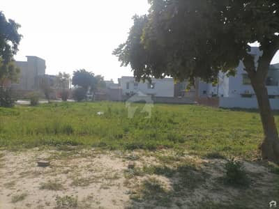 D Block Plot Available For Sale 100 Foot Road
