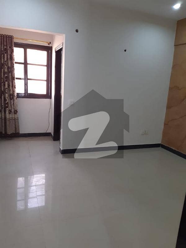 Studio 2 Bed Lounge Kitchen 3rd Floor Small Bukhari Commercial
