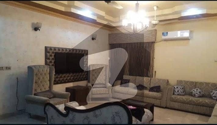 20 Marla Beautiful Double Storey House Available For Rent In Kohinoor Town Faisalabad.