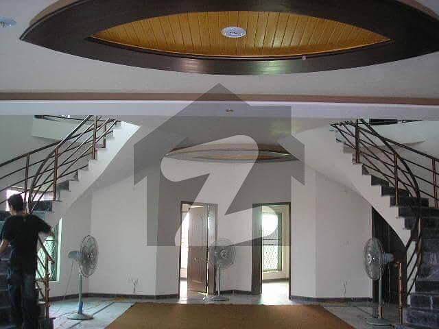 TWO KANAL HOUSE AVAILABLE FOR RENT IN VALENCIA TOWN LAHORE