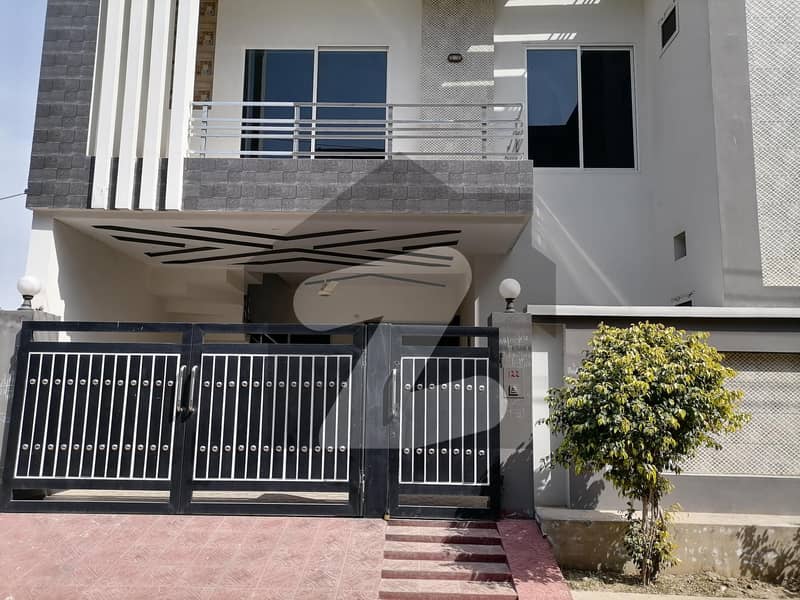 House For Grabs In 6 Marla Al Haram City