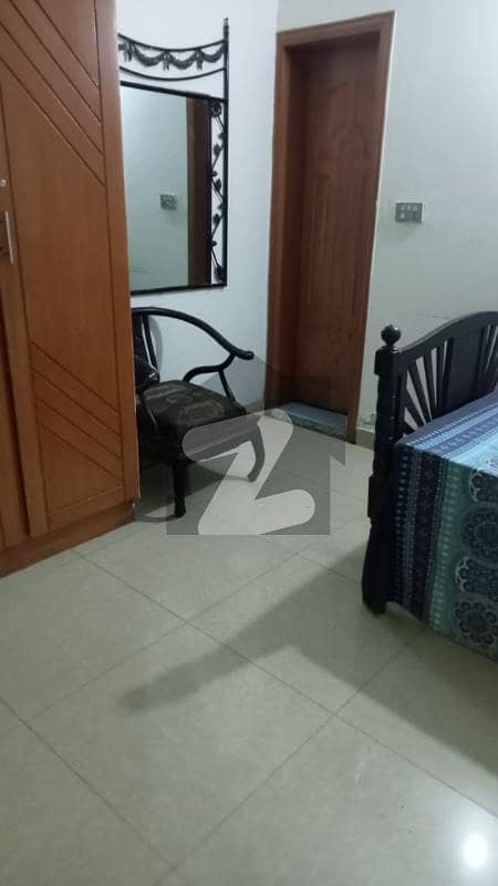 One Bed Furnished For Short Time