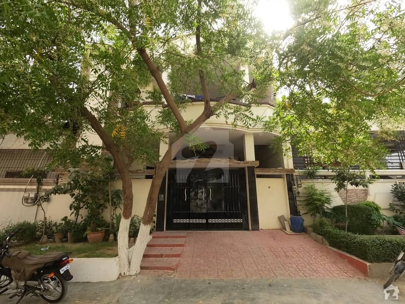 گلشنِ معمار - سیکٹر ایکس گلشنِ معمار گداپ ٹاؤن کراچی میں 6 کمروں کا 8 مرلہ مکان 2.8 کروڑ میں برائے فروخت۔