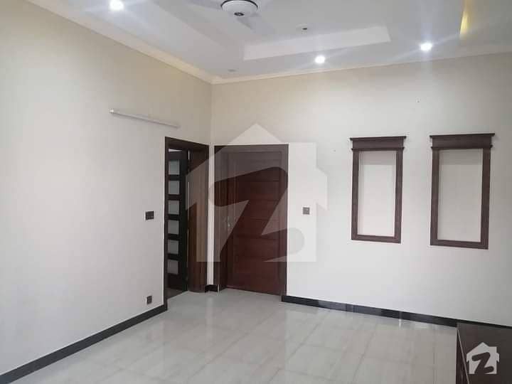 1575 Square Feet Lower Portion In Bahria Town Phase 8 - Abu Bakar Block For Rent