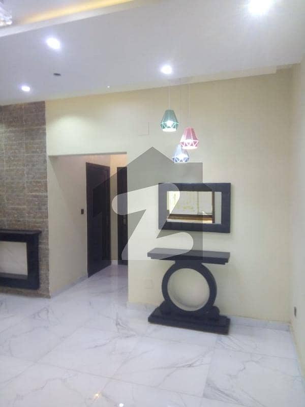 One Kanal Lower Portion Available For Rent In Valencia Town Lahore