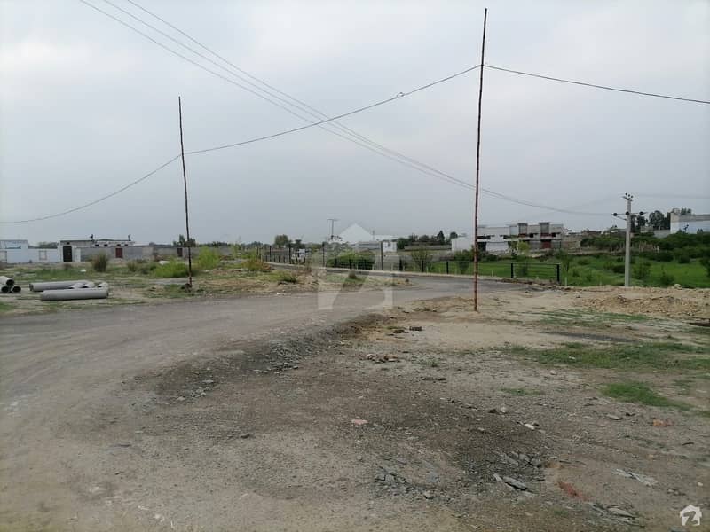 Good Location Plot For sale