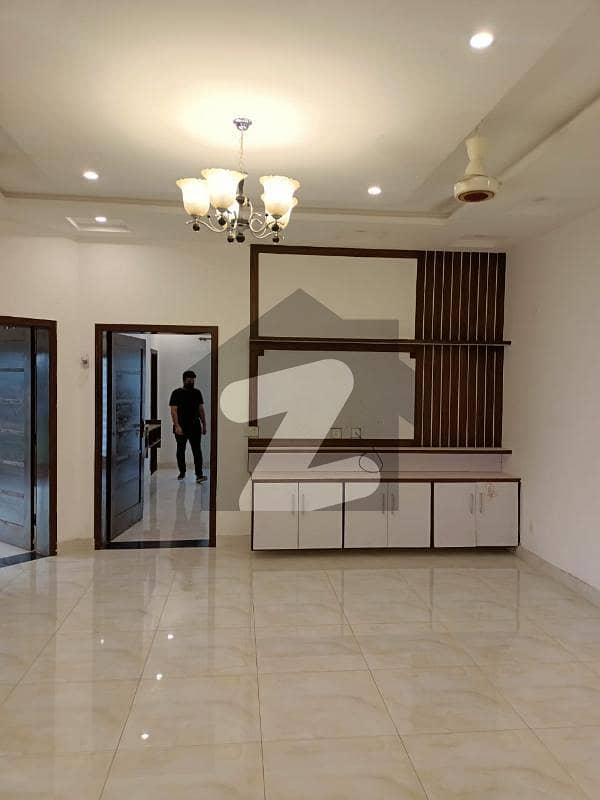 10 Marla Brand New Upper Portion Available For Rent In Bahria Town Lahore