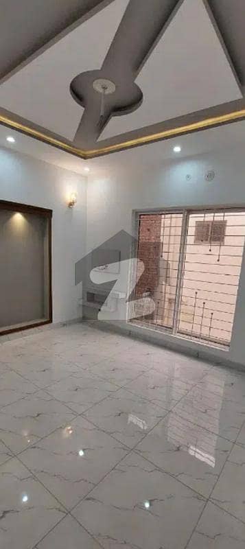 Brand New Vip Beautiful 5 Marla Portion Available For Rent In Sabzazar P Block Lahore M