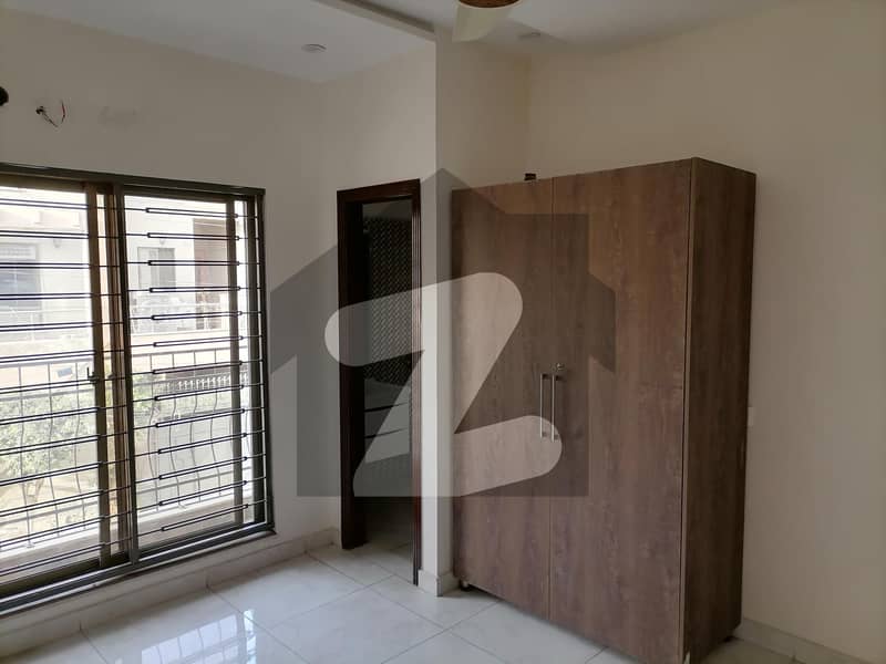 سن فلاور ہاؤسنگ سوسائٹی لاہور میں 5 کمروں کا 5 مرلہ مکان 1.55 کروڑ میں برائے فروخت۔
