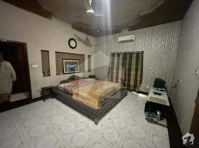پی جی ای سی ایچ ایس فیز 2 پنجاب گورنمنٹ ایمپلائیز سوسائٹی لاہور میں 3 کمروں کا 17 مرلہ مکان 3.15 کروڑ میں برائے فروخت۔