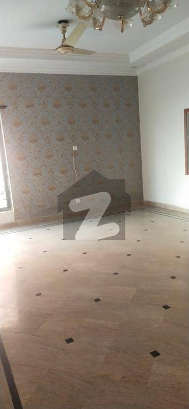 1 Kanal Lower Portion For Rent in DHA Phase 4