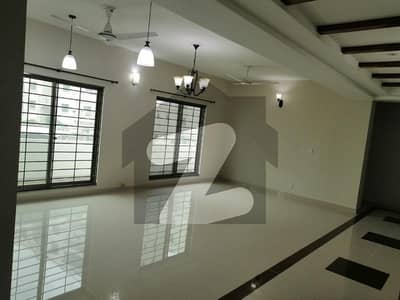 10 Marla New Design Ground Floor Flat Available For Rent In Askari-11-b