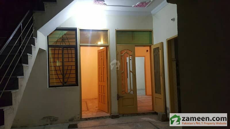 Single Storey House In Cantt Area