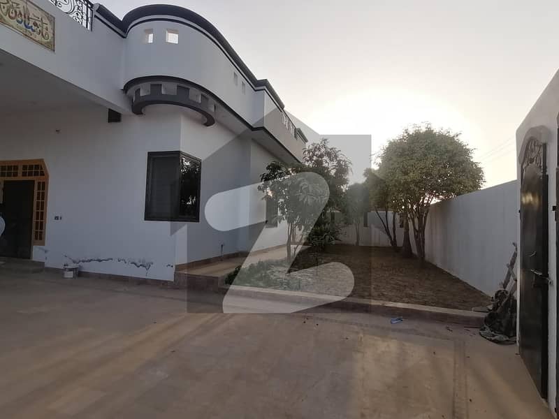 A On Excellent Location 44 Marla Farm House Has Landed On Market In Marala Road Of Marala Road