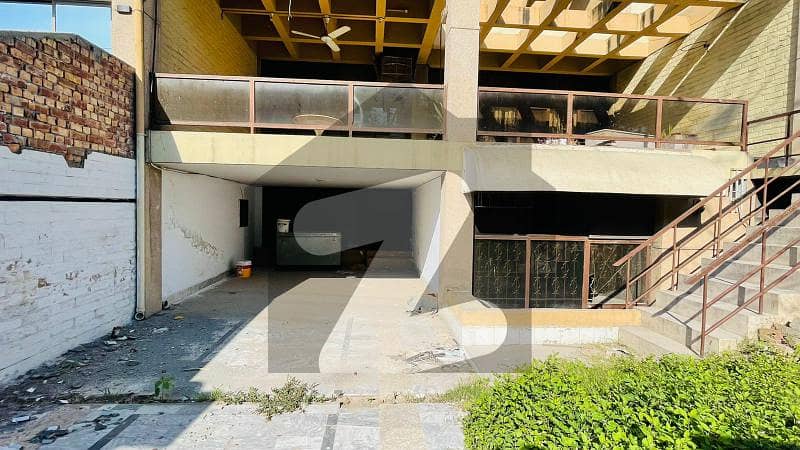 13 Marla Old House For Sale On Mall Road Lahore