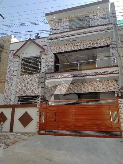 ائیرپورٹ ہاؤسنگ سوسائٹی راولپنڈی میں 4 کمروں کا 6 مرلہ مکان 1.65 کروڑ میں برائے فروخت۔