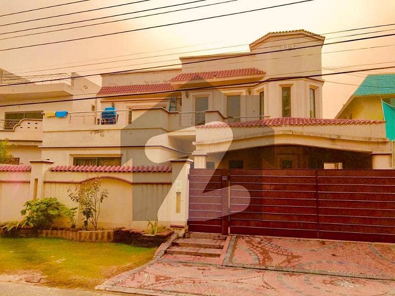 این ایف سی 1 - بلاک سی (این ای) این ایف سی 1 لاہور میں 5 کمروں کا 1 کنال مکان 4.75 کروڑ میں برائے فروخت۔