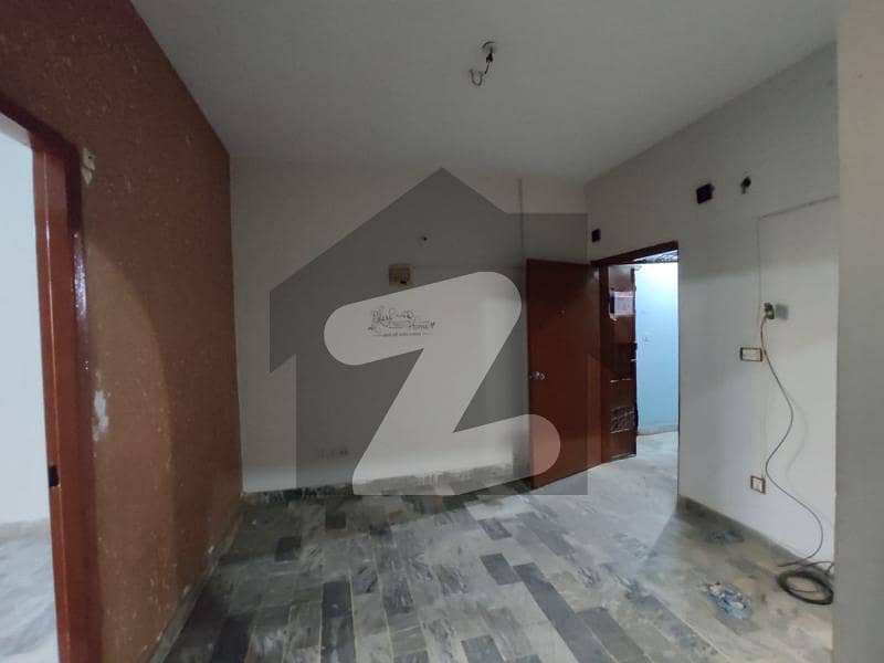 Flat For Sale In Shalimar Shopping Centre