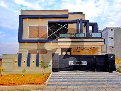 Designer Style High End Finishing Top Heighted House for Sale by Golden Properties